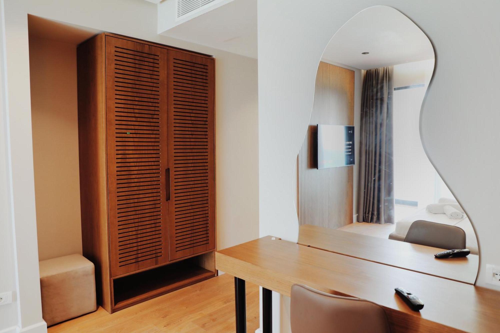 Oniro By Iliria Palace (Adults Only) هيماري المظهر الخارجي الصورة
